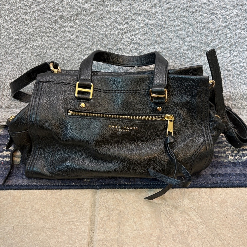 Marc Jacobs Satchel Bag Womens Medium Black Pebbled Cruiser Leather Convertible